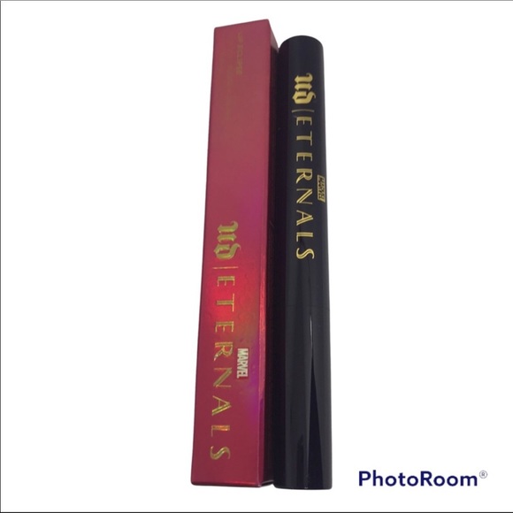 Urban Decay x Marvel Studios’ Eternals Lip Eclipse Agility Creamy Deep Red New - Picture 2 of 5